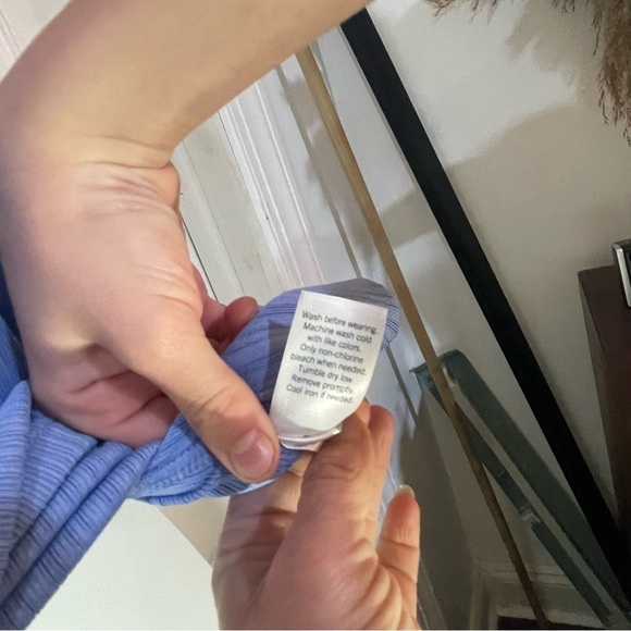 9West cornflower blue blouse, women's Large​​​​​​​ - Picture 9 of 12